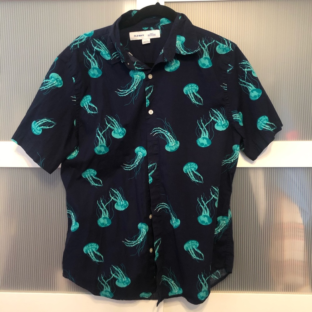 Old navy jellyfish shirt